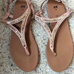 H&M light pink & gold sandals | Size 8